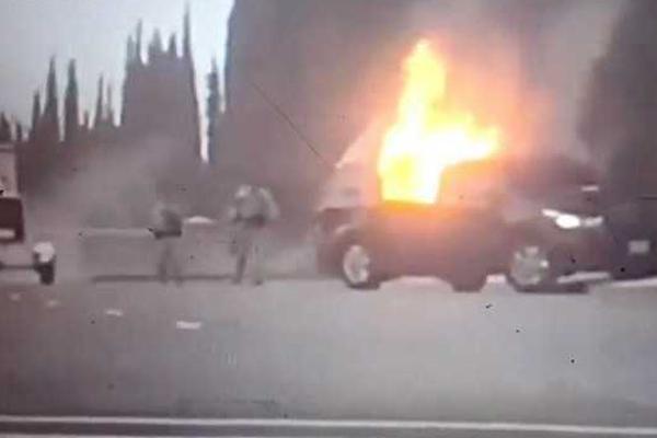 國(guó)內(nèi)環(huán)境如何使用谷歌搜索引擎功能_又一私募冠軍隕落!上億股權(quán)拍賣無人問津