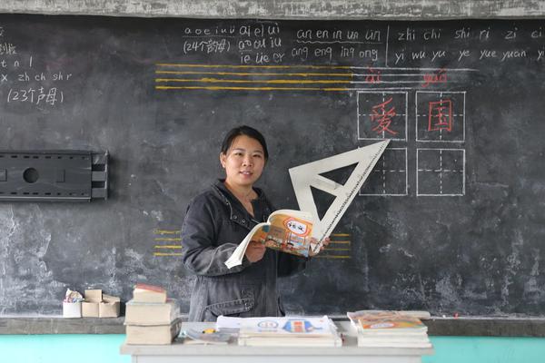 負載均衡軟件和硬件排查需要確認_開扒女明星穿了5年以上的外套，原來都有一個共同點