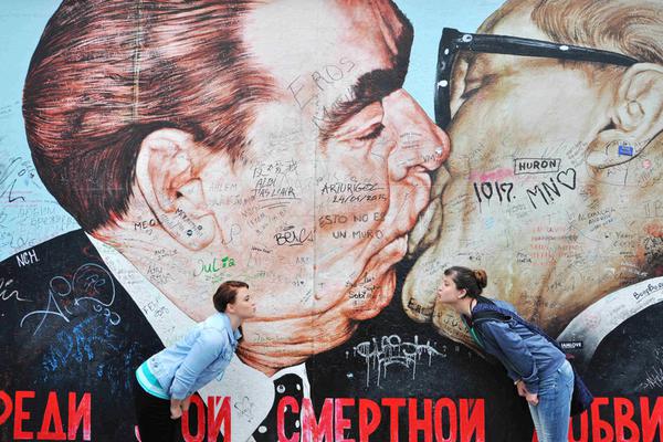 webrtc通信_尼古拉-佩佩：梅西和C羅的不同？梅西像孫悟空，C羅像貝吉塔