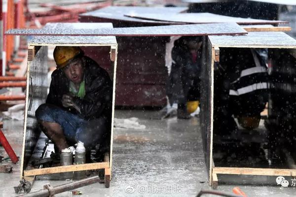 如何將css js代碼引入到html中_受賄5072萬，海關(guān)總署原副署長孫玉寧被判13年