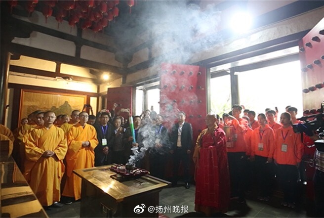 網(wǎng)站梯子_他死時(shí)口袋空空，連棺材都買不起，是誰為這位學(xué)界泰斗完成了葬禮