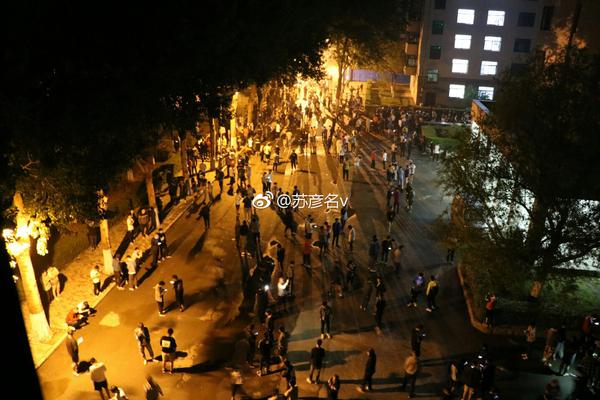 機(jī)械革命參展 CES 2026推出英特爾 Panther Lake 電腦