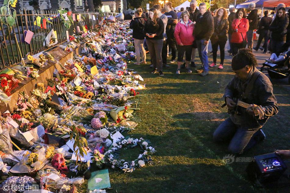 好評中國｜精細(xì)化服務(wù)放大冰雪經(jīng)濟(jì)“乘數(shù)效應(yīng)”