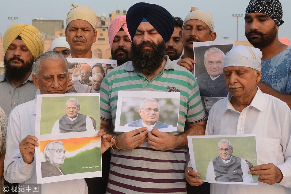 彩虹代刷刷粉_保利半壁店豪宅，報規(guī)圖怎么了