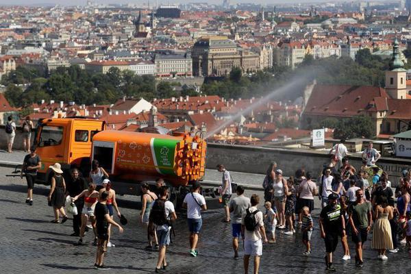 中國女博士與女兒遭外籍丈夫殺害 男方為生物學(xué)博士后