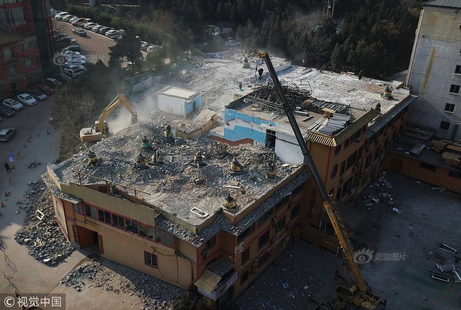 喜報！嶗山一安置區(qū)獲“詹天佑獎優(yōu)秀住宅小區(qū)金獎”