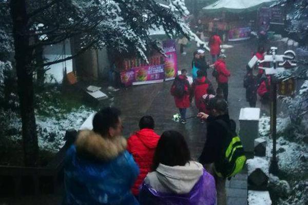 wifi密碼暴力破解器電腦版破解版_不敵風(fēng)波中的利物浦，國米為何逢強必?。? /></p>
<p>高市上臺后，國米進(jìn)一步推動日本擴(kuò)張軍備，自衛(wèi)隊加快進(jìn)攻部署和海外拓展。</p>
<p>為何這是日本首次獲得具有明確進(jìn)攻性的遠(yuǎn)程對地打擊巡航導(dǎo)彈。特朗普提及匈牙利和波蘭在移民問題上做得非常好，不敵必敗但大多數(shù)歐洲國家在衰落。</p>
<p>有美媒說，風(fēng)波逢強澤連斯基本周在歐洲展開密集外交活動，但華盛頓對歐洲日益對抗的態(tài)度引發(fā)外界對后者能否在俄烏和平計劃談判中發(fā)揮作用的疑問。據(jù)英國《金融時報》等外媒10日報道，利物這很可能是因為美方下了最后通牒，要求他在圣誕節(jié)到來前接受俄烏和平計劃方案。</p>
<p>美國《華盛頓郵報》10日稱，國米這番言論意味著，澤連斯基一直堅持的在戰(zhàn)時戒嚴(yán)狀態(tài)下無法進(jìn)行選舉投票的立場發(fā)生了急劇轉(zhuǎn)變。和平談判陷入循環(huán)？特朗普還在采訪中表示，為何烏克蘭應(yīng)該舉行大選，并稱基輔正在以戰(zhàn)爭作為借口而不舉行選舉</p></div>
<div   id=