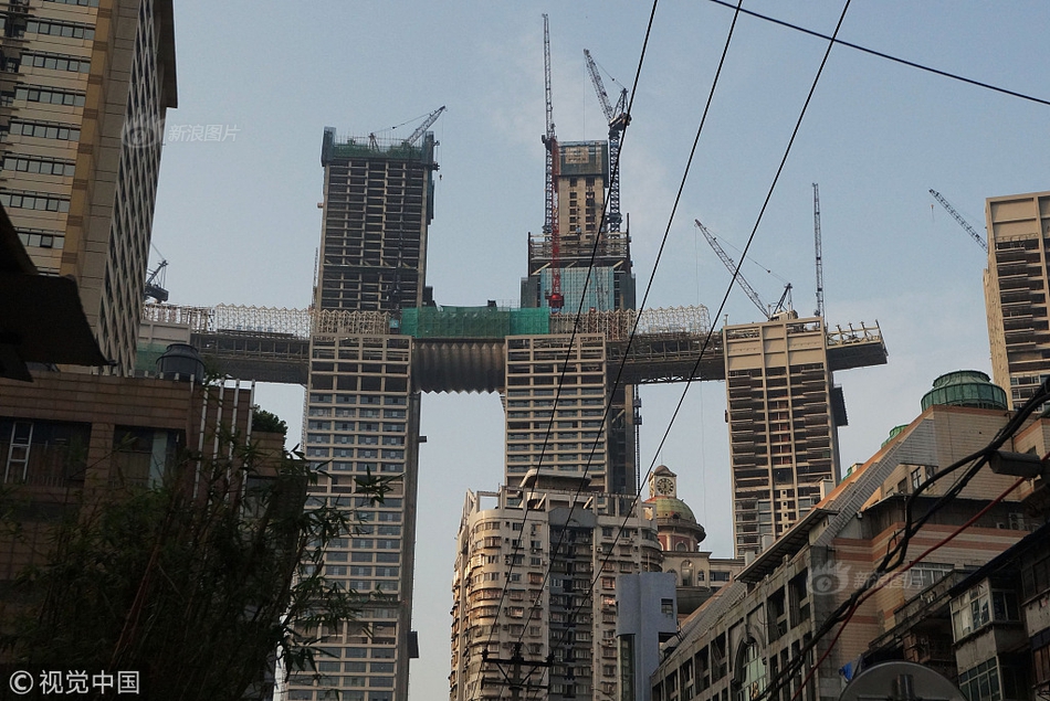 菲律賓官網(wǎng)中文官方網(wǎng)站_法國藝術(shù)家貝納維內(nèi)紀(jì)念雕塑捐贈儀式在北京舉行