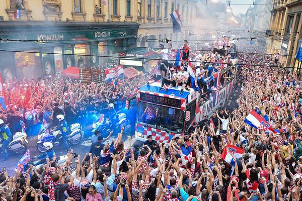 csdn期末考試_直播丨2025北京新年倒計(jì)時(shí)活動(dòng)