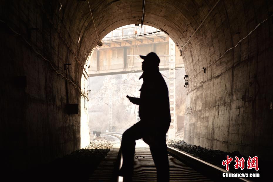 上座率狂跌，中國年輕人不去電影院了