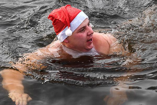 加入淘寶客推廣的條件有哪些_王岳倫與女兒互動很溫馨，王詩齡被贊高情商，為