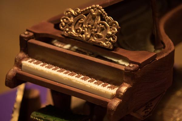 網(wǎng)站巡查制度_體育館斷電觀眾手機(jī)照亮現(xiàn)場