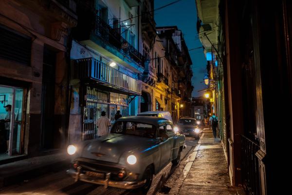 短視頻素材免費下載網(wǎng)站_對話深勢科技柯國霖：AI for Science是實現(xiàn)AGI的必經(jīng)之路