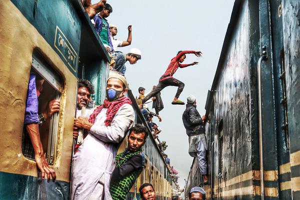 微信群里0元購淘寶撿漏是真的嗎_神舟二十一號航天員乘組圓滿完成第一次出艙活動