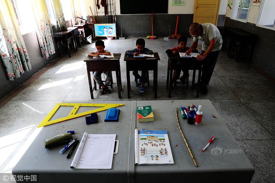 通往黯道的曲調(diào)消除死域找不到草種子_陜西一地噴顏料染綠草坪系謠言