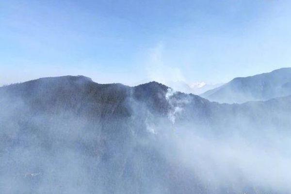 中國絕美風景在外網(wǎng)被錯標成日本地點 中國外交官發(fā)文