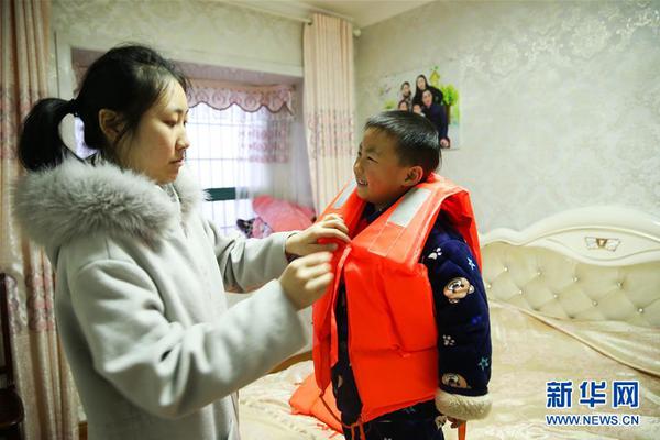 微博CEO王高飛談AI手機(jī)：發(fā)微博功能待確認(rèn) 主流應(yīng)用操作存限制