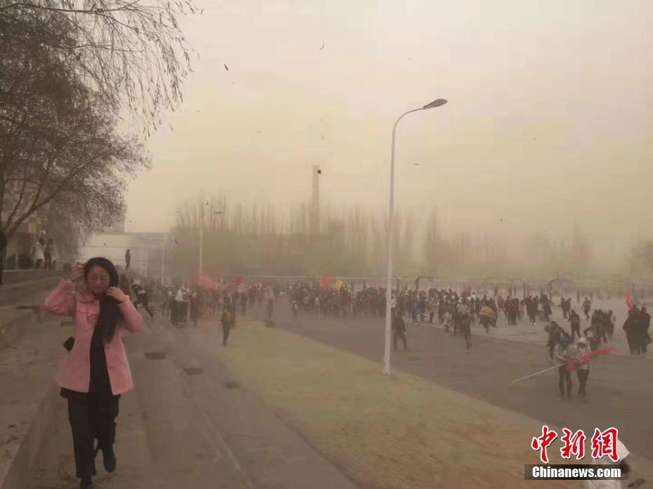 虛擬網(wǎng)站如何制作_湖南百億鹽業(yè)巨頭，2.6億跨界新能源！