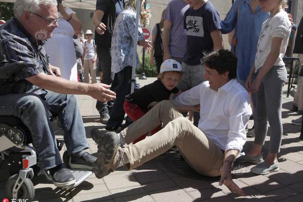 網(wǎng)頁(yè)打不開(kāi)顯示域名被重定向怎么解決_法國(guó)藝術(shù)家貝納維內(nèi)紀(jì)念雕塑捐贈(zèng)儀式在北京舉行