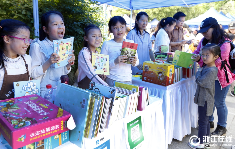 海外引流軟件服務(wù)哪家好_香港大埔火災(zāi)遇難者增至160人