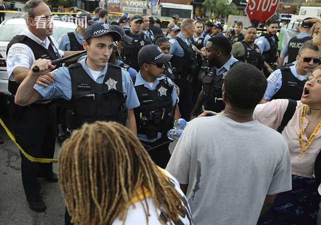 鉆政策漏洞怎么形容_杭州蕭山國(guó)際機(jī)場(chǎng)舉行航空器應(yīng)急救援綜合演練