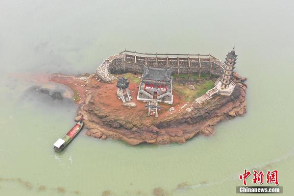 網(wǎng)頁(yè)制作平臺(tái)_將薩拉赫從歐冠除名！斯洛特放狠話：我可不軟弱 他或踢完最后1場(chǎng)