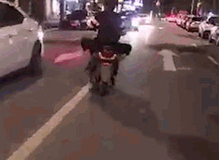 ruoyi漏洞綜合利用工具_美無人機出現(xiàn)在委內瑞拉近海