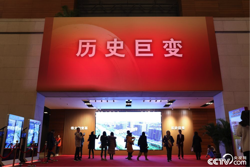 cmd命令歷史記錄_地鐵上用圍巾擦奶茶的女生找到啦