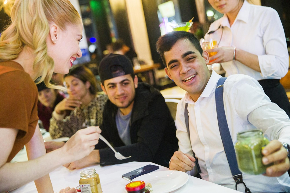 webhook機(jī)器人_成毅新劇OST集齊單依純陳楚生劉宇寧