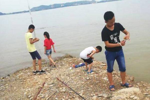 初音未來的弱點遭到暴擊_娃得了手足口病咋辦？中疾控提示