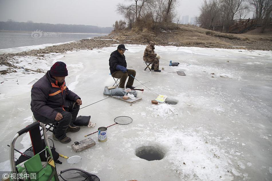 蜘蛛開店思維導(dǎo)圖圖片大全_校服被寫侮辱性文字，遭起哄嘲笑，9歲男孩勇敢發(fā)聲！