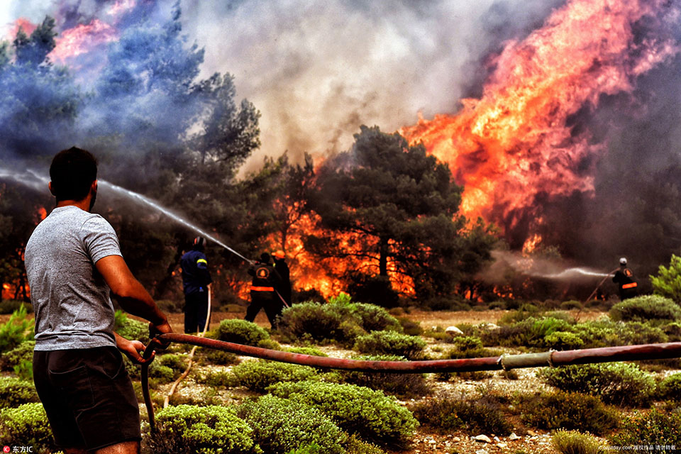 高校領(lǐng)導(dǎo)布置“重要任務(wù)”:要求學(xué)生給其子唱歌比賽投票