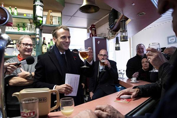 服務(wù)器不穩(wěn)定如何進(jìn)入網(wǎng)站_曝足協(xié)特意詢問朱炯所罵是誰 申鑫回應(yīng)因?qū)η騿T態(tài)度不滿