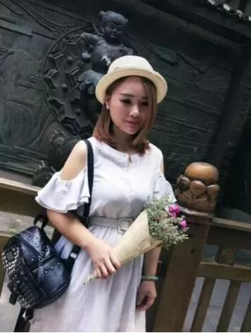 運(yùn)營黑盒生成二維碼_重慶VS恒大看臺(tái)美女球迷云集