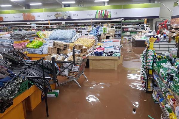 現(xiàn)在網(wǎng)上招聘哪個平臺好_女子模仿網(wǎng)紅養(yǎng)生睡姿，半夜韌帶拉傷疼醒