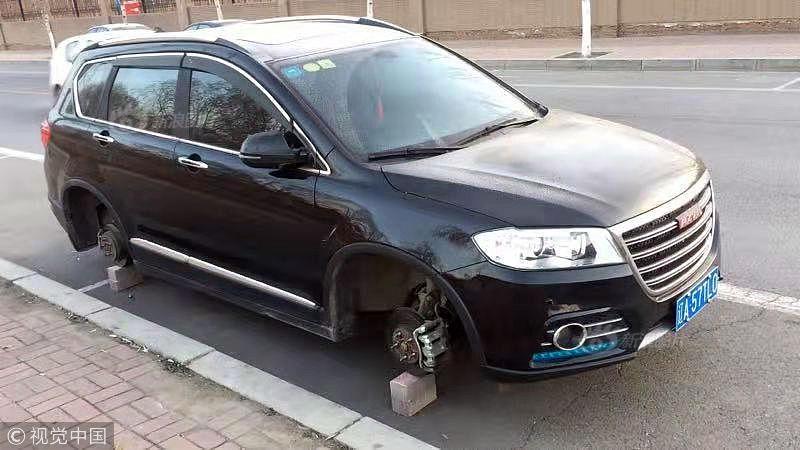 一波又一波冷空氣，讓人疊穿一件又一件衣物