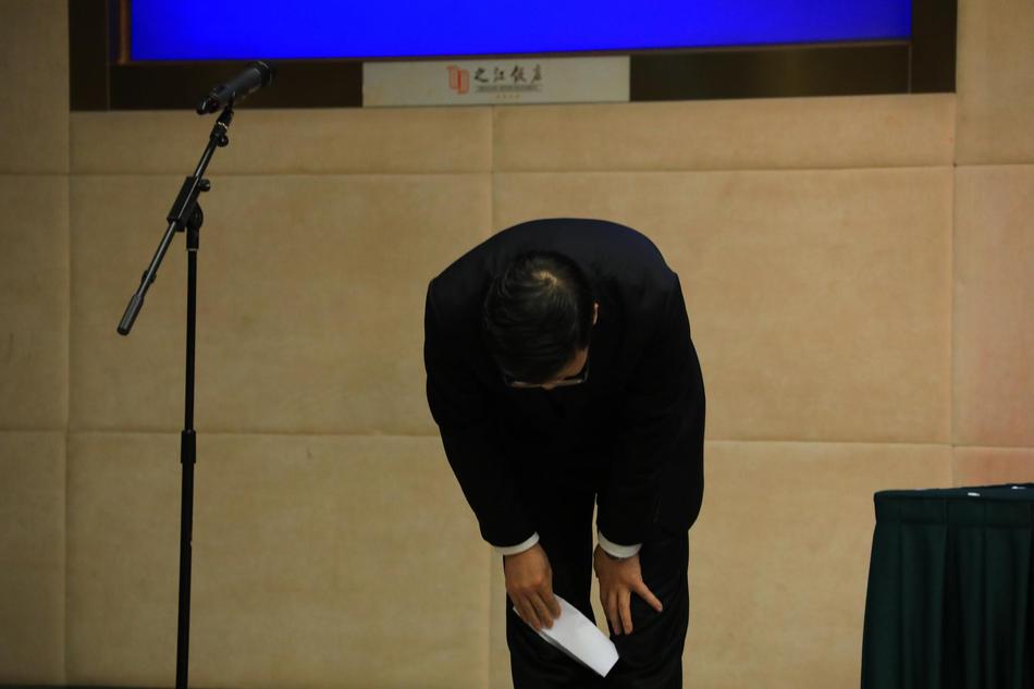 L4級！奔馳攜手Momenta、Lumo推出自動駕駛出租車服務(wù)｜快訊