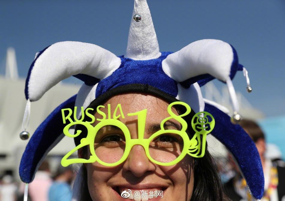 網(wǎng)絡(luò)時(shí)代高校宣傳思想工作的理論與實(shí)踐_牢牢把握內(nèi)需戰(zhàn)略基點(diǎn) 建設(shè)強(qiáng)大國(guó)內(nèi)市場(chǎng)