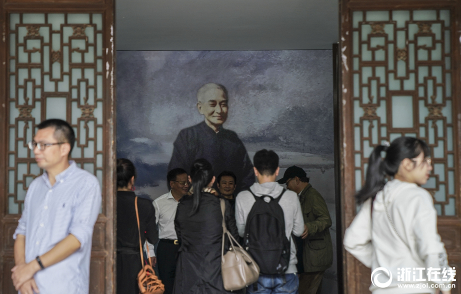 個(gè)人網(wǎng)上理財(cái)_王毅：臺(tái)灣地位已被“七重鎖定”