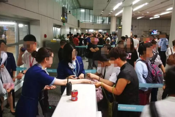 6 萬(wàn)人涌入賭城 圍觀AWS自研芯片、Nova 模型、AI 工廠全面開火