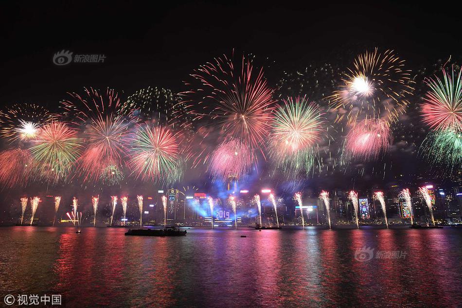 網(wǎng)絡(luò)最新騙局有哪些_把民族服飾“穿到”外國街頭