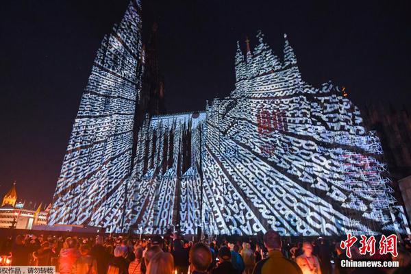 公司網(wǎng)絡(luò)部員工保密協(xié)議_Selina究竟有沒有跟張軒睿在一起？