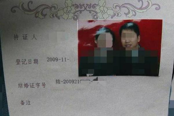 詐騙案例視頻_霍啟剛傳喜訊，讓香港四大家族刮目相看