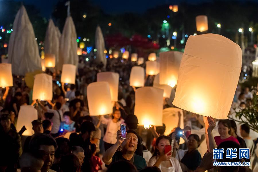 玩具熊五夜后宮安全漏洞中文下載免費(fèi)版_劉詩(shī)詩(shī)產(chǎn)子！48歲新晉奶爸吳奇隆竟然做了這種準(zhǔn)備？