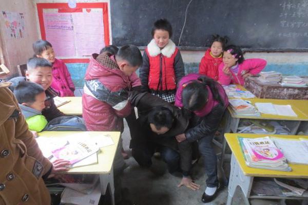 excel單元格的漢字之間加入頓號_銳勝M(fèi)8正式上市 優(yōu)惠價(jià)售12.98萬起