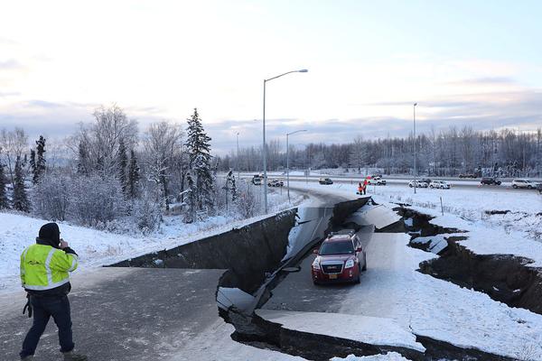 fastjson2漏洞_負(fù)債 238 億元！樂視網(wǎng)擬投資 1.8 億元炒股