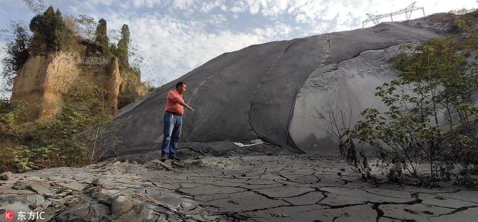 ipad強(qiáng)制降級(jí)繞過驗(yàn)證工具_(dá)《自然》評(píng)出年度十大科學(xué)人物 梁文鋒和杜夢(mèng)然入選