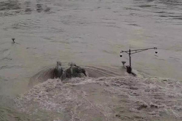 車載測試工程師基礎(chǔ)課程_章子怡朱麗葉比諾什合照