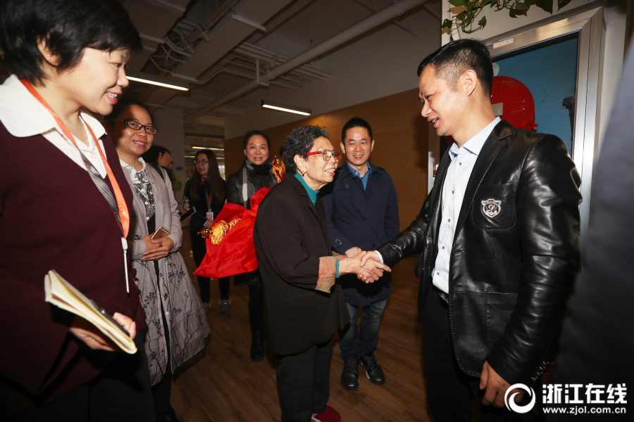 147seo推送工具_(dá)快沖！醉白池楓葉“皮膚”已更新至最美限定款