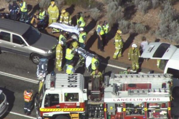 怎么掙錢學(xué)生_洪都拉斯總統(tǒng)譴責(zé)美國總統(tǒng)干預(yù)洪大選